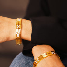 Load image into Gallery viewer, 18K Gold-Plated Czech Diamond Bracelet