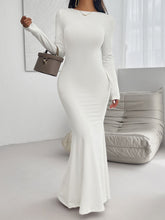 Load image into Gallery viewer, Devine Backless Round Neck Long Sleeve Maxi Dress