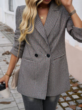 Load image into Gallery viewer, Devine Pocketed Houndstooth Long Sleeve Blazer