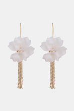 Load image into Gallery viewer, Flower Shape Acrylic Dangle Earrigs