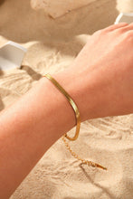 Load image into Gallery viewer, STARLET Herringbone Chain Stainless Steel Bracelet