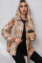 Load image into Gallery viewer, Plaid Snap Down Collared Neck Jacket