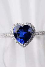 Load image into Gallery viewer, 2 Carat Moissanite Heart-Shaped Side Stone Ring