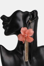 Load image into Gallery viewer, Flower Shape Acrylic Dangle Earrigs