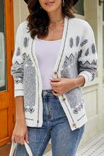 Load image into Gallery viewer, Printed V-Neck Buttoned Cardigan