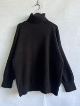 Load image into Gallery viewer, Turtleneck Long Sleeve Sweater