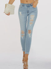 Load image into Gallery viewer, Distressed Skinny Cropped Jeans