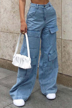 Load image into Gallery viewer, Wide Leg Knee Cargo Jeans