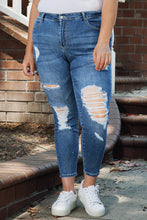 Load image into Gallery viewer, Plus Size Distressed Skinny Jeans