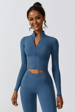 Load image into Gallery viewer, Zip Up Long Sleeve Cropped Active Top