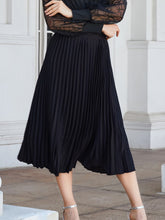 Load image into Gallery viewer, Pleated Midi Skirt