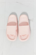 Load image into Gallery viewer, MMShoes Arms Around Me Open Toe Slide in Pink