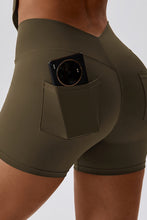 Load image into Gallery viewer, Wide Waistband Back Pocket Sports Shorts