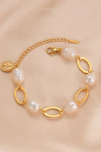 Load image into Gallery viewer, 14K Gold-plated Lobster Closure Freshwater Pearl Bracelet