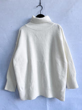 Load image into Gallery viewer, Turtleneck Long Sleeve Sweater