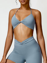 Load image into Gallery viewer, Twisted Halter Neck Active Bra