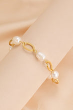 Load image into Gallery viewer, 14K Gold-plated Lobster Closure Freshwater Pearl Bracelet